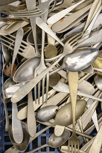 Vintage cutlery jumble on sale at street market, Chiavari , Ital — Stock Photo, Image