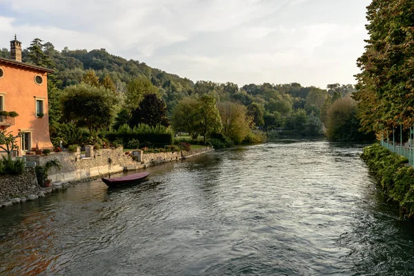 Mincio river, Valeggio, Italy — Stock Photo, Image