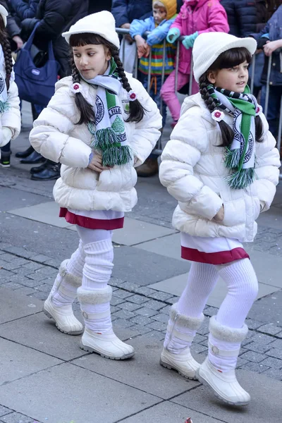 Two young majorettes at Carnival parade, Stuttgart — Stock Photo, Image