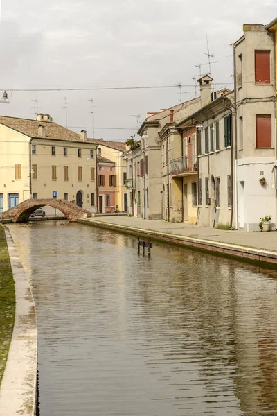 Old houses and canal, Comacchio, Italy — Stock Photo, Image