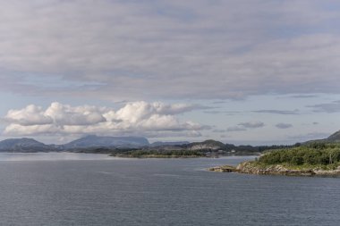 Rocky Cape, Hugla Adası, Norveç