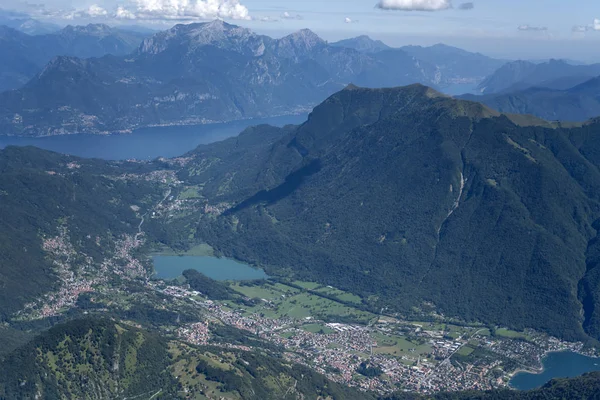Horská krajina údolí Porlezza, Itálie — Stock fotografie
