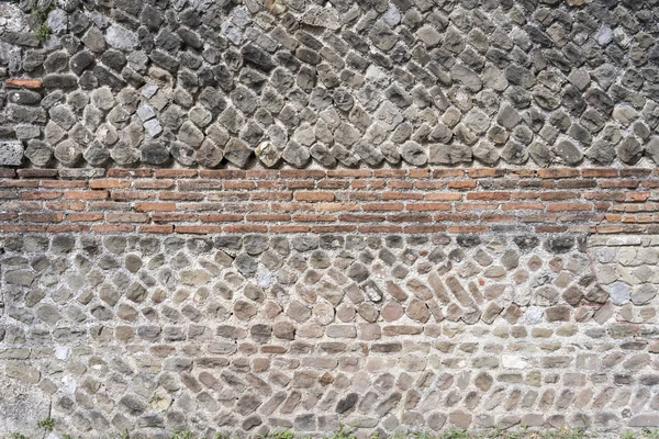 Oude Romeinse muurtextuur, Grumentum, Italië — Stockfoto