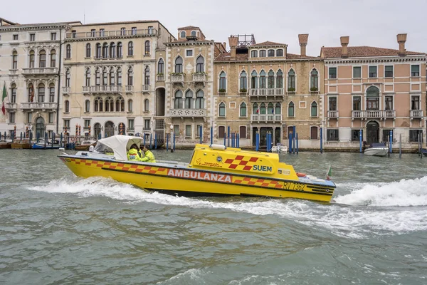 Motorboat ambulance runs in canal, Venice, Italy — Stock Photo, Image