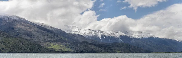 Landskap Wanaka Alpina Sjön Västra Stranden Med Vår Snö Toppar — Stockfoto