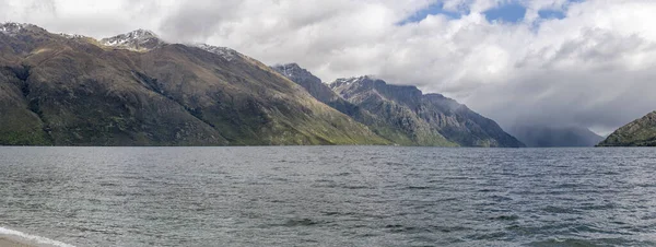 Paisagem Com Picos Gama Hecor Margens Lago Wakatipu Filmado Luz — Fotografia de Stock