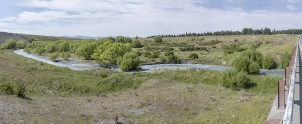 Paysage Avec Végétation Luxuriante Près Eau Dans Vallée Fork Stream — Photo