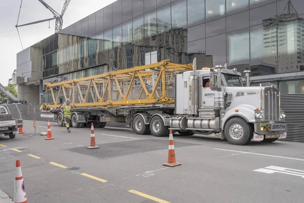 Christchurch New Zealand December 2019 Tractor Lorry Crane Town Center — Stock Photo, Image