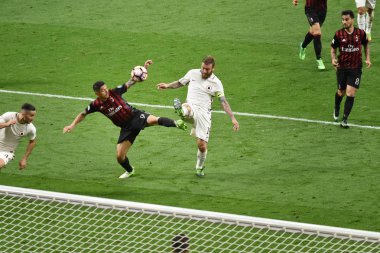 Milan, İtalya-Mayıs 7, 2017: Ac Milan rakip olarak Roma, san siro Stadyumu, Milan, İtalya serie bir futbol maç. Sonuç 1-4.