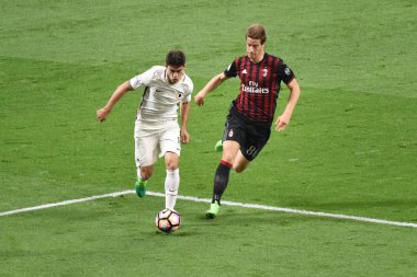 Milan, İtalya-Mayıs 7, 2017: Ac Milan rakip olarak Roma, san siro Stadyumu, Milan, İtalya serie bir futbol maç. Sonuç 1-4.