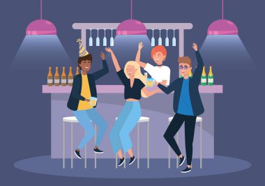 Kadınlar ve erkekler bira ve şampanyayla etkinlikte