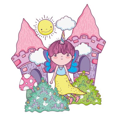 alanında kale ile sevimli küçük peri