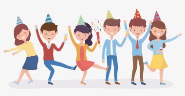 Grup üyeleri kutlama partisinde dans ediyor.