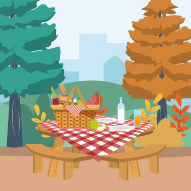 Orman tasarımında piknik sepeti