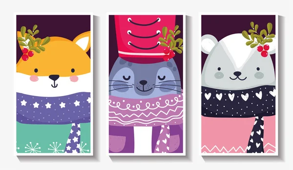 Симпатичные животные с теплым свитером и веселыми открытками с ягодами — стоковый вектор