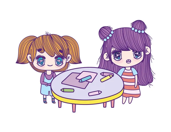Carino piccolo ragazze cartone animato con tavolo e pastelli — Vettoriale Stock
