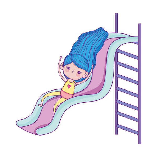 Счастливый детский день, маленькая девочка играет в горку
