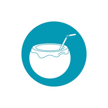 Saman mavisi blok ikonlu tropikal kokteyl hindistan cevizi içer