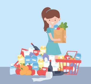 Market poşeti ve temizlik ürünleri ve aşırı yiyecek alımı olan bir müşteri.