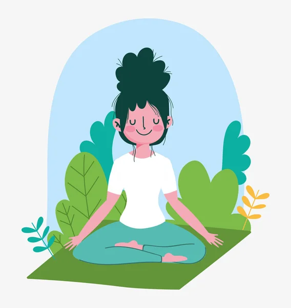 Ung kvinna utövar yoga i lotus poserar på matta utomhus — Stock vektor