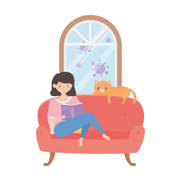 Estancia en casa, libro de lectura de chica en el sofá con dibujos animados gato — Vector de stock