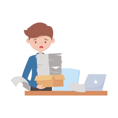 İş stresi, masa başında bir yığın laptopla yorgun çalışan.