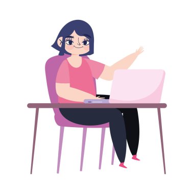 Uzaktan çalışan, masa başında dizüstü bilgisayar kullanan genç bir kadın.