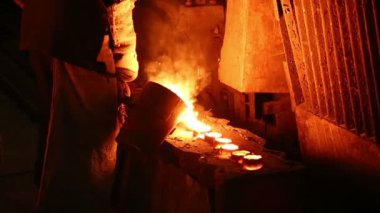 Metalurji erimiş metal yüksek fırın türlü kıvılcım