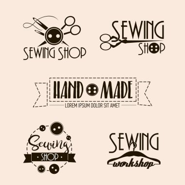 Dikiş ve terzi dükkanları etiket kümesi vektör 