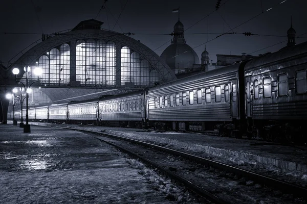 Lviv tren istasyonu