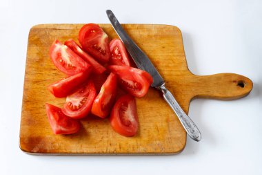 Bölünmüş domates tahtası