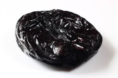 Güzel sincap. Yaklaş.