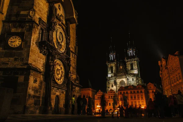 Iglesia de Tyn Plaza del casco antiguo — Foto de Stock