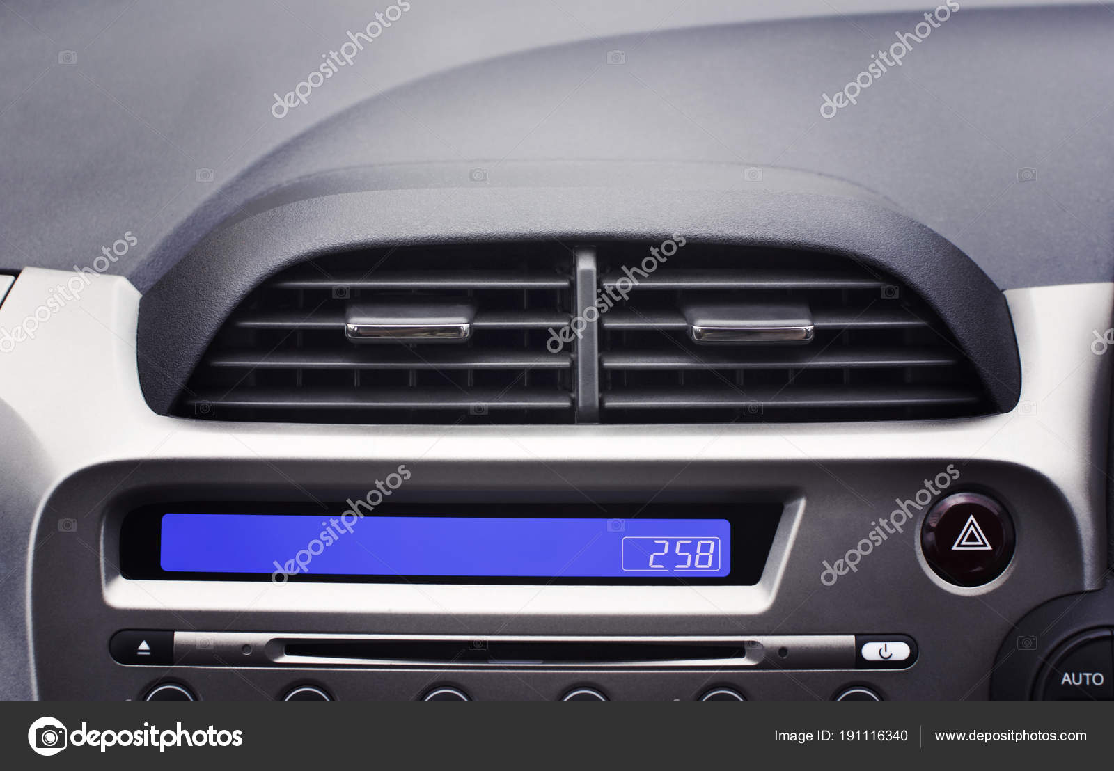 Auto airconditioner in het interieur voorpassagier — Stockfoto ... Auto airconditioner in het interieur voorpassagier — Stockfoto ...