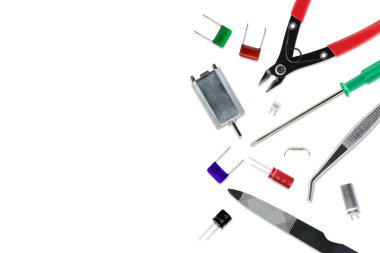 Elektronik parçalar ve hobi işleri ustası ile kopya alanı için kullanılan bir alet. 