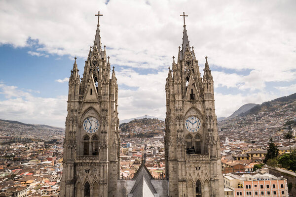 Вид на туалеты Католической церкви Кито
