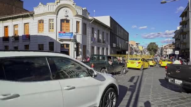 Street in Cuenca, Ecuador — Stock Video