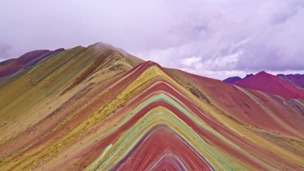 Las montañas del arco iris Perú — Vídeos de Stock