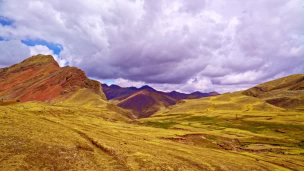 Las montañas del arco iris Perú — Vídeos de Stock