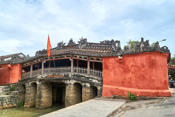 Chiński most - na widok turystyki i podróży przeznaczenia w Hoi, Wietnam. — Zdjęcie stockowe