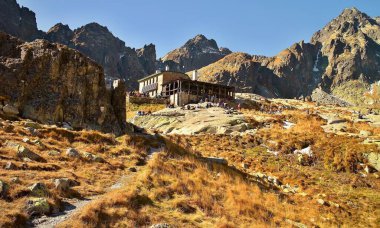 En yüksek kulübe Little Cold Valley 'deki High Tatras' ta inşa edilmiştir..