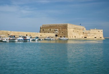 Tekneler ve yatlar Port