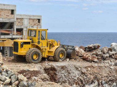 Buldozer çalışır