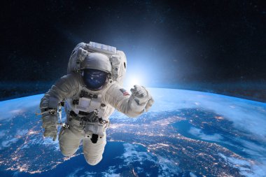 Astronot uzayda Dünya'nın arka plan. 