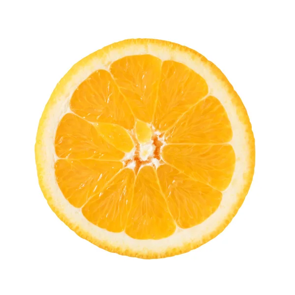 Кусочек свежего апельсина на белом фоне — стоковое фото