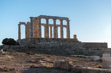 Poseidon antik tapınak batımında kalıntıları. Yunanistan cape Sounion