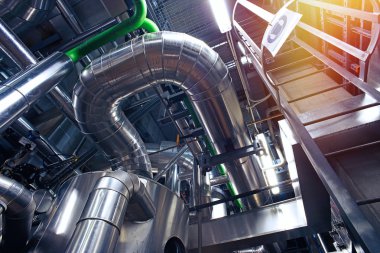 donanımları, kablolar ve borular modern Endüstr içinde bulunan