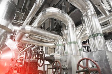 ekipman, kablolar ve borular 