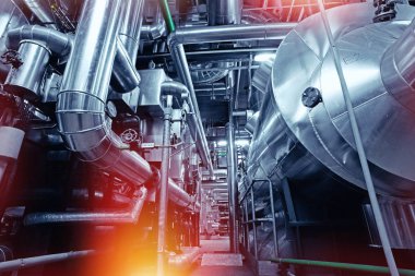 donanımları, kablolar ve borular modern Endüstr içinde bulunan