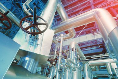 Sanayi Bölgesi, çelik boru hatları, subaplar ve kabloları